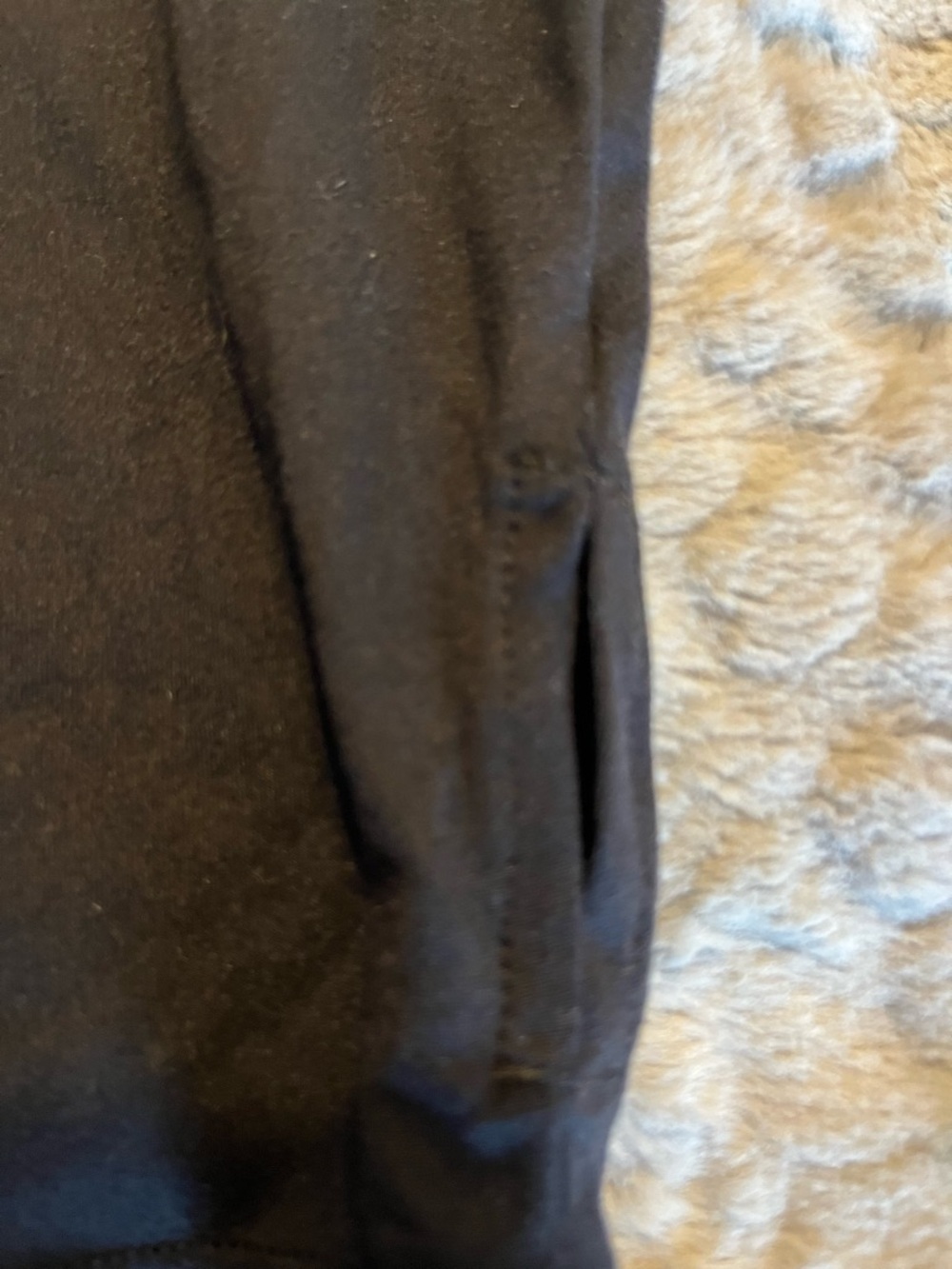 Black Long-Sleeve Twist Front Top - Picture 4 of 4
